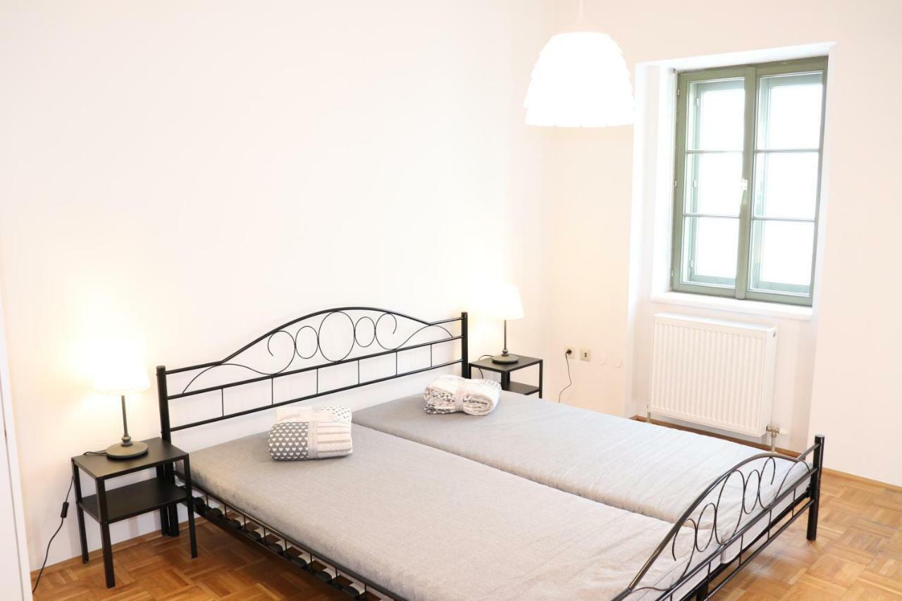 Stifts-Suite Klosterneuburg Buitenkant foto